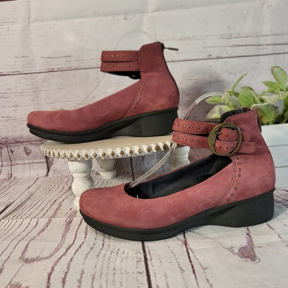 Dansko Lois Mary Jane Wedge Burgundy Wine  Women's Ankle Strap Shoes Size 8.5 - Picture 8 of 13